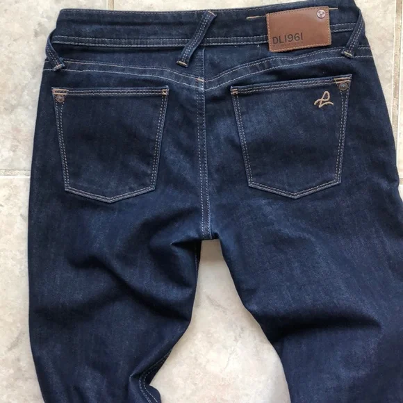 DL1961 Kate Slim Straight Jeans - Picture 7 of 8